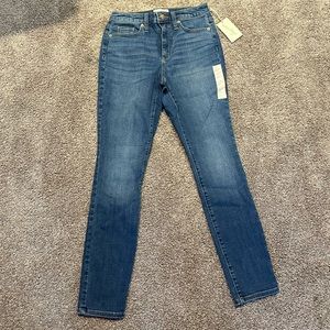 NWT Universal Thread high rise skinny jeans